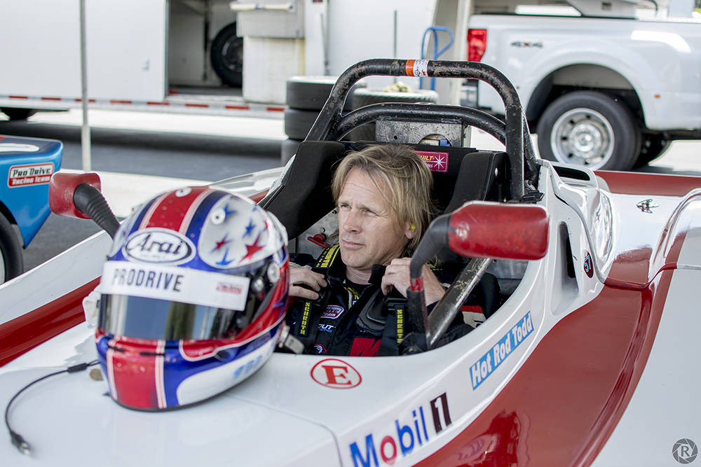 Racing Photo 3