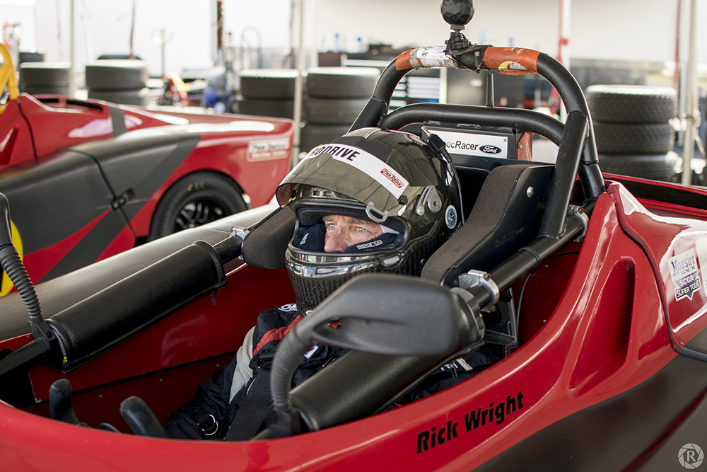 Racing Photo 4